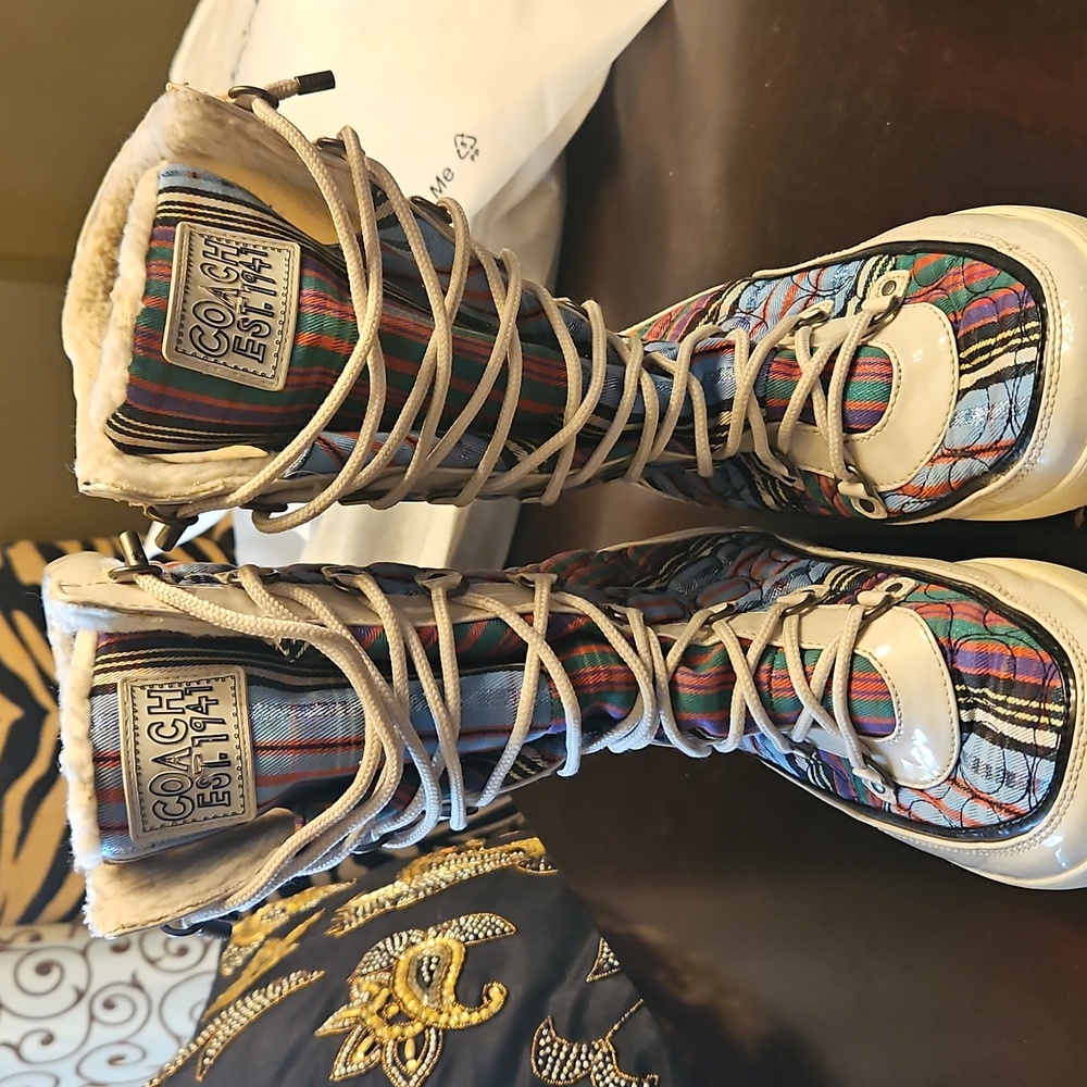 Coach snow boots